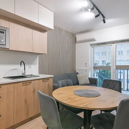 Zeromskiego 7 Ltc - شقة